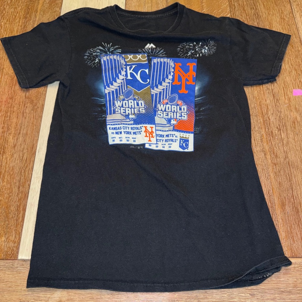 Majestic T-Shirt Mens Small Black Excellent 2015 World Series Royals vs Mets